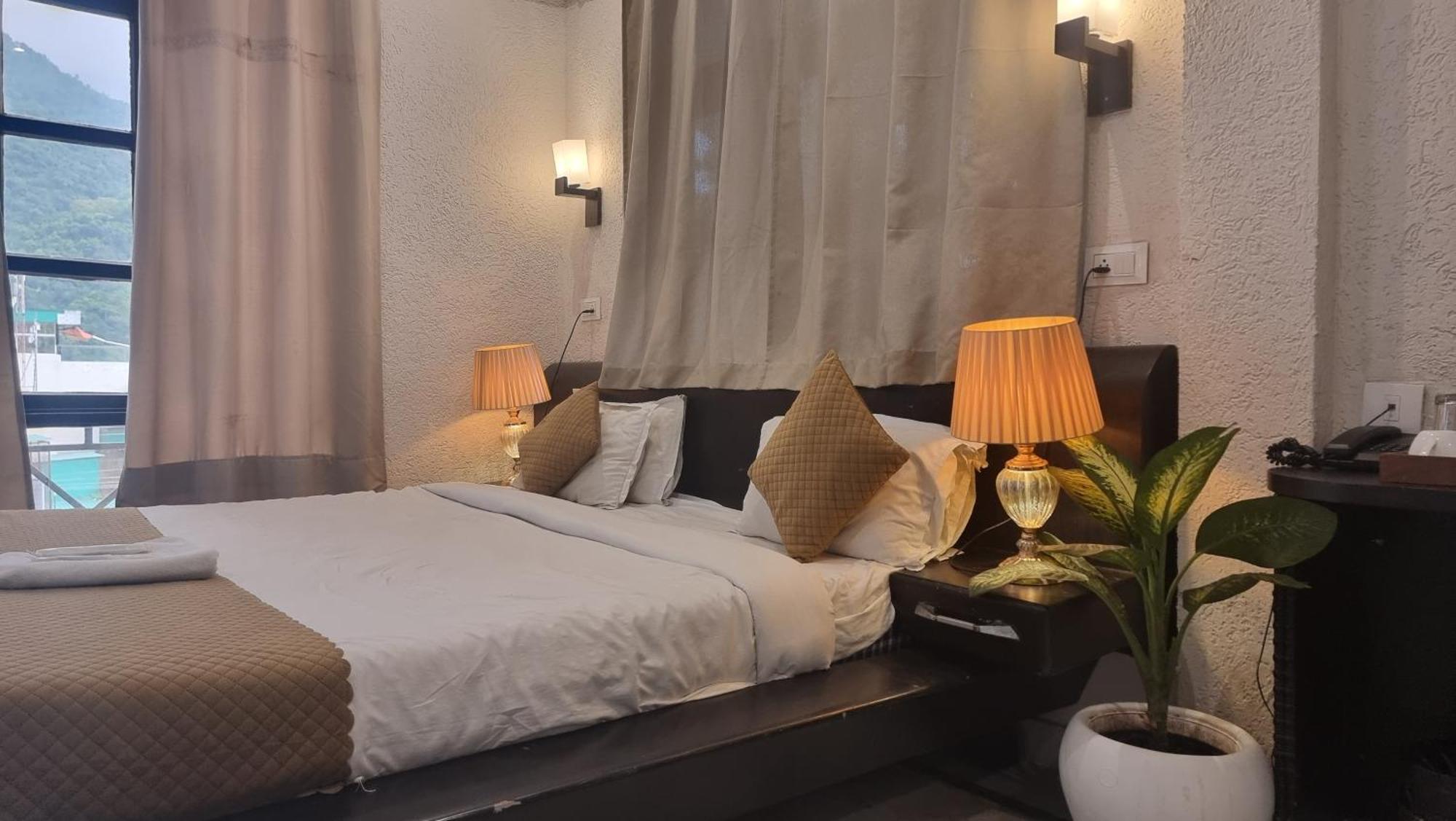 Praana Wellness Resort By Around Stays Rishikesh Ngoại thất bức ảnh