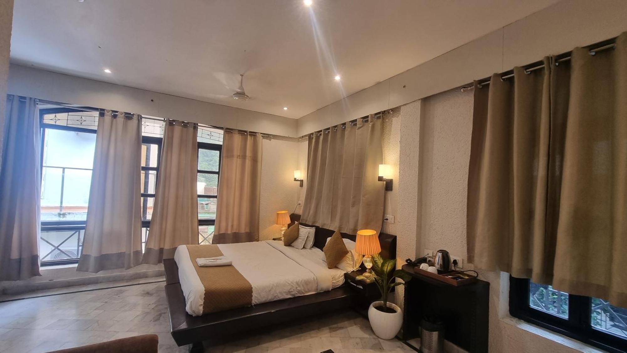 Praana Wellness Resort By Around Stays Rishikesh Ngoại thất bức ảnh
